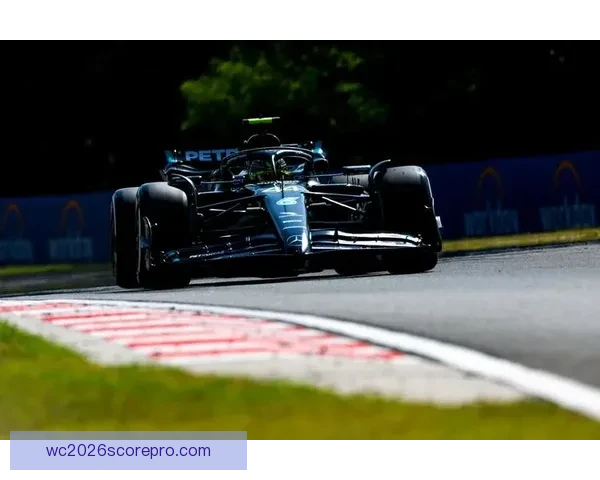 F1赛季再掀波澜 车手与车队间激烈竞争为冠军争夺战增添悬念